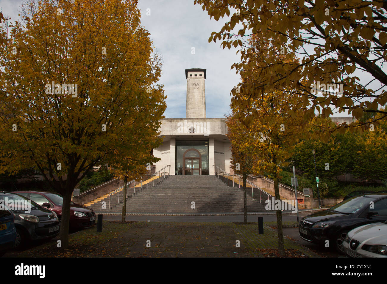 Diritto di corona magistrati corte giurisdizionale a Newport civic center, centro di Newport, Wales, Regno Unito. Foto Stock