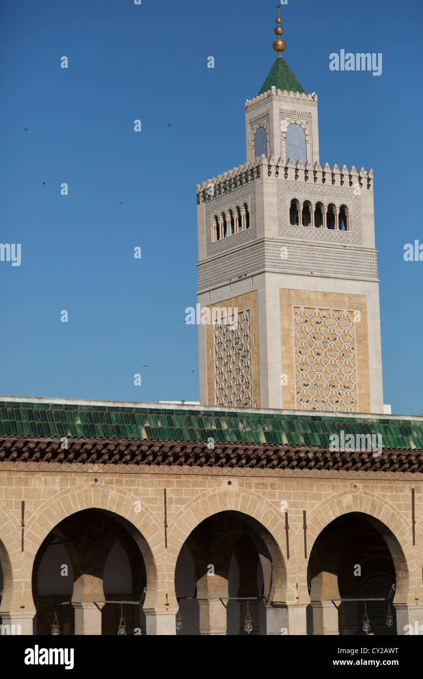 Zaytouna o Grande Moschea, la Medina di Tunisi, Tunisi, Tunisia Foto Stock