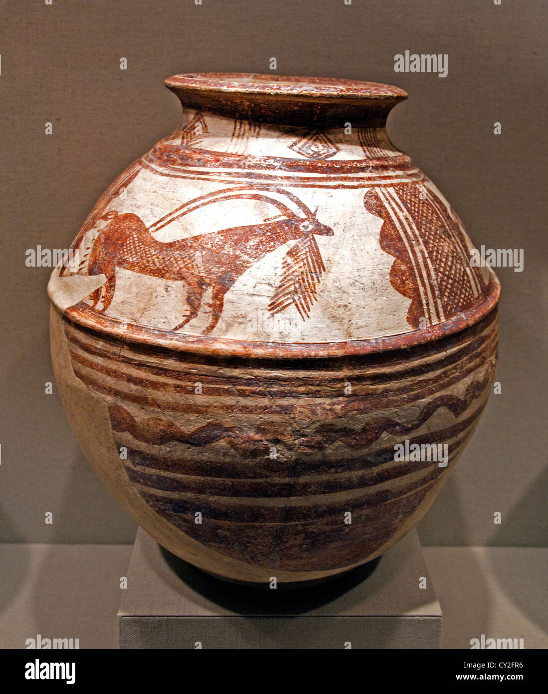 Vaso con stambecchi prima Età del Bronzo 2600-2500 A.C. Iran Luristan Kamterlan mi 35 di ceramica ceramica cm Foto Stock