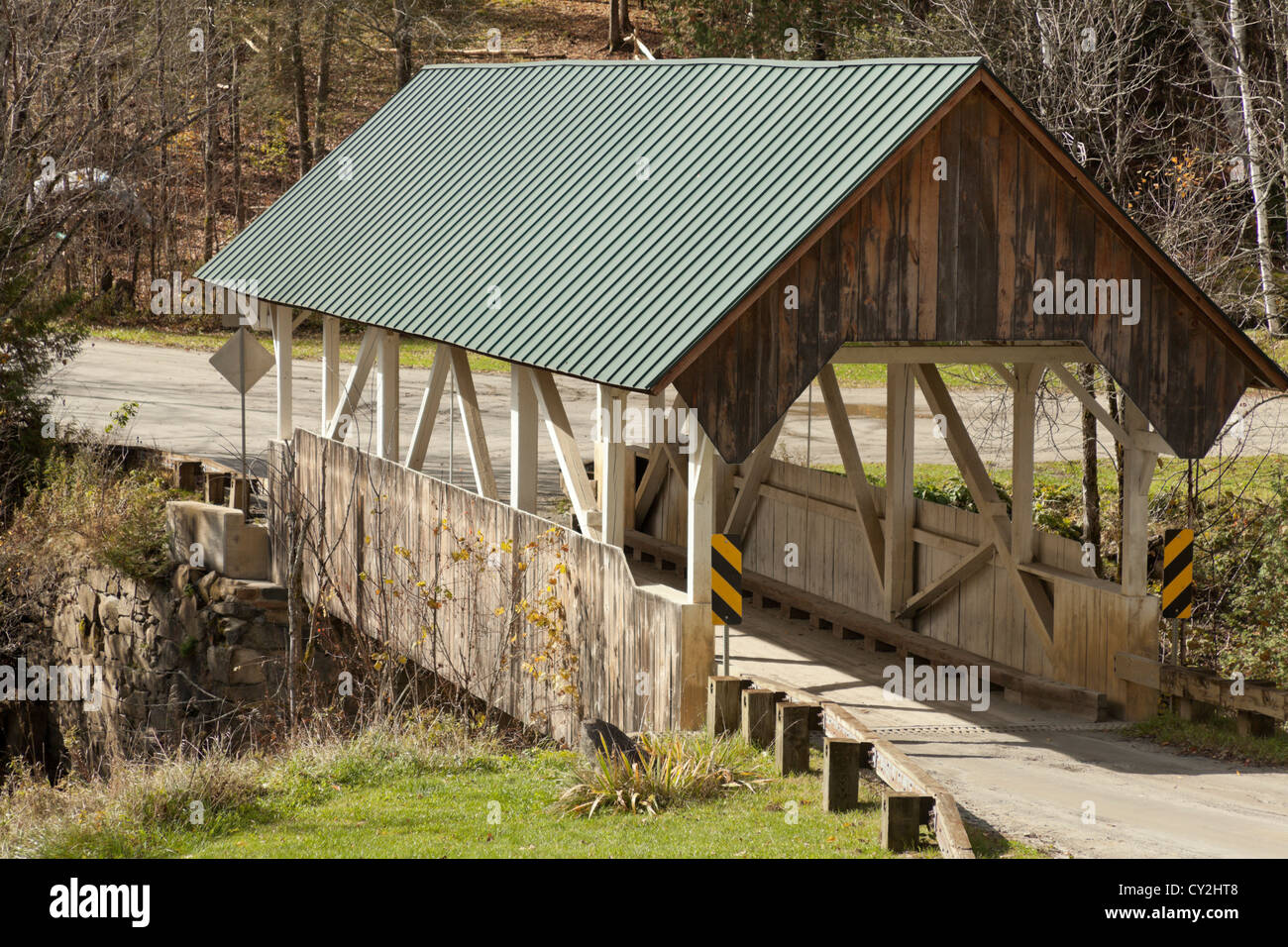 Ponte coperto vicino Danville, Vermont, USA Foto Stock