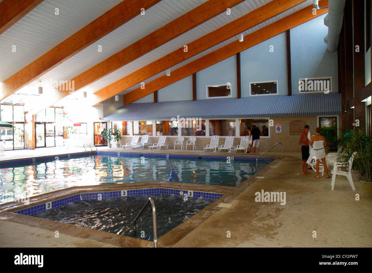 Cape Cod Massachusetts, Hyannis, Holiday Inn, motel, hotel, piscina coperta, MA120817002 Foto Stock