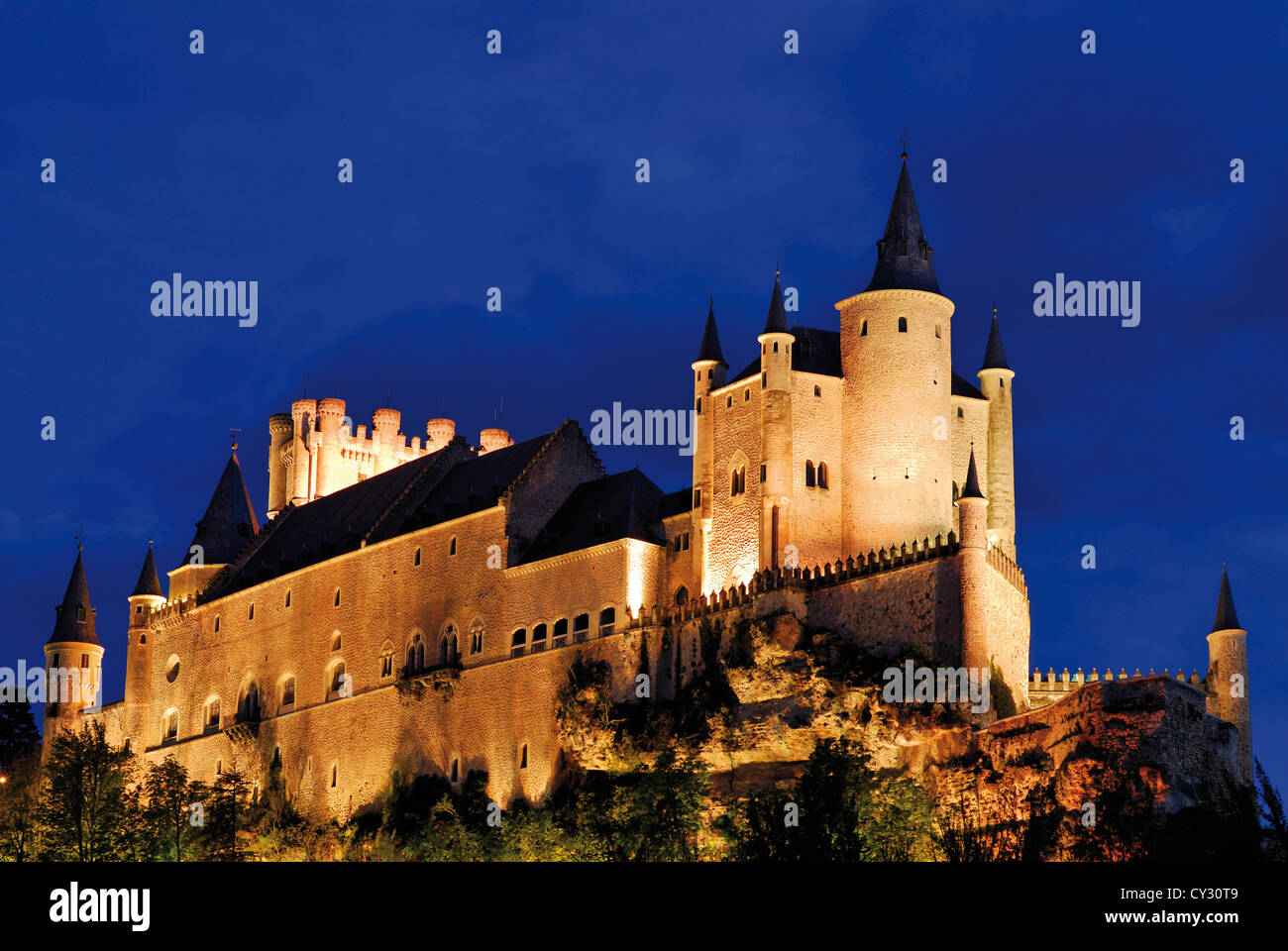 Spagna, Castilla-León: Alcazar of Segovia di notte Foto Stock