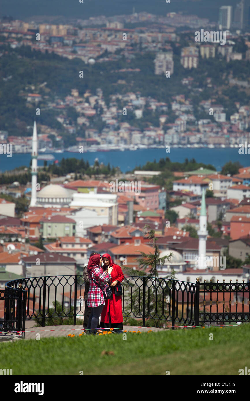Vista dal lato orientale di Istanbul sul Bosforo Foto Stock