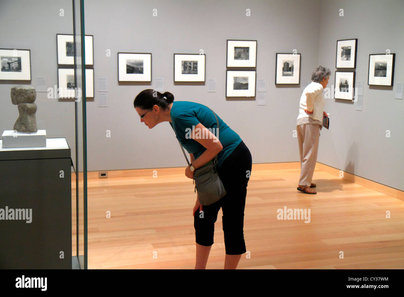 Boston Massachusetts,Huntington Avenue,Museum of fine Arts,collezione,foto,fotografia,bianco e nero,donna femminile,visualizzazione,scultura,MA12082106 Foto Stock