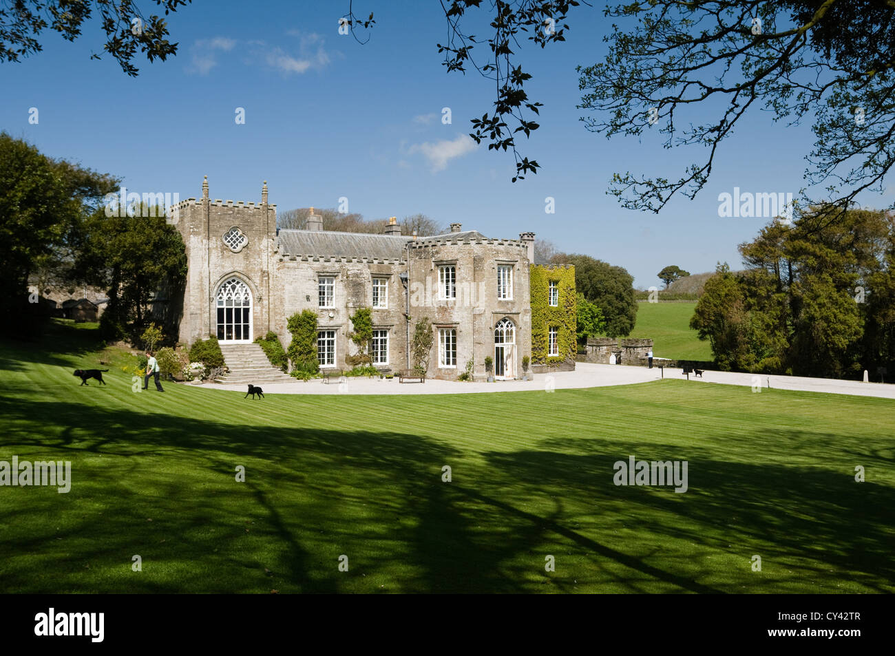 La facciata esterna del Prideaux Place, un Elizabethan manor in North Cornwall Foto Stock