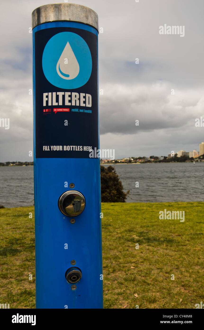 Acqua filtrata stazione di ricarica Foto Stock