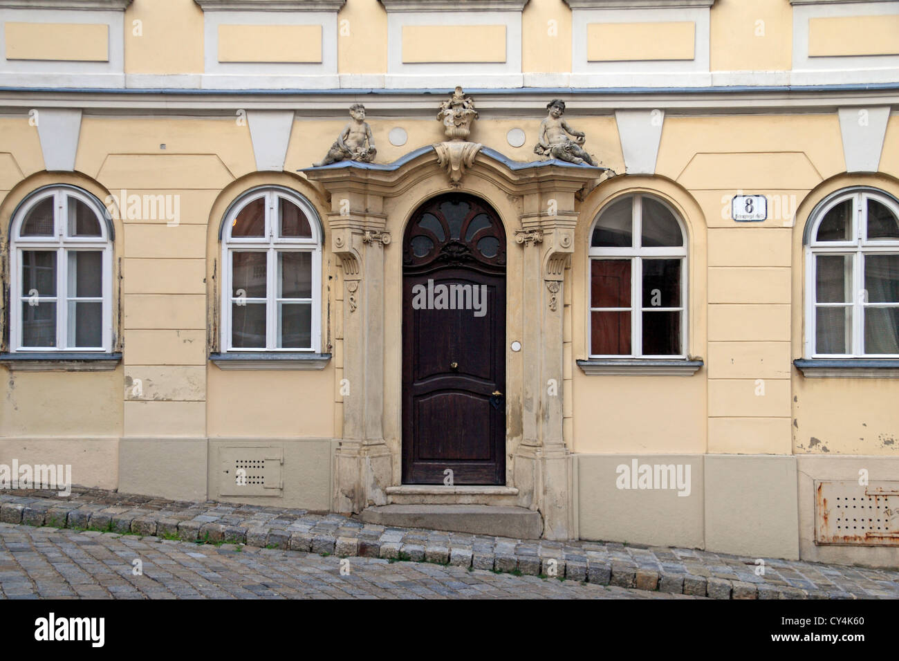 La porta in cui Harry Lime (Orson Welles) ha fatto la sua prima apparizione in "Il terzo uomo", Schreyvogelgasse, Vienna, Austria. Foto Stock