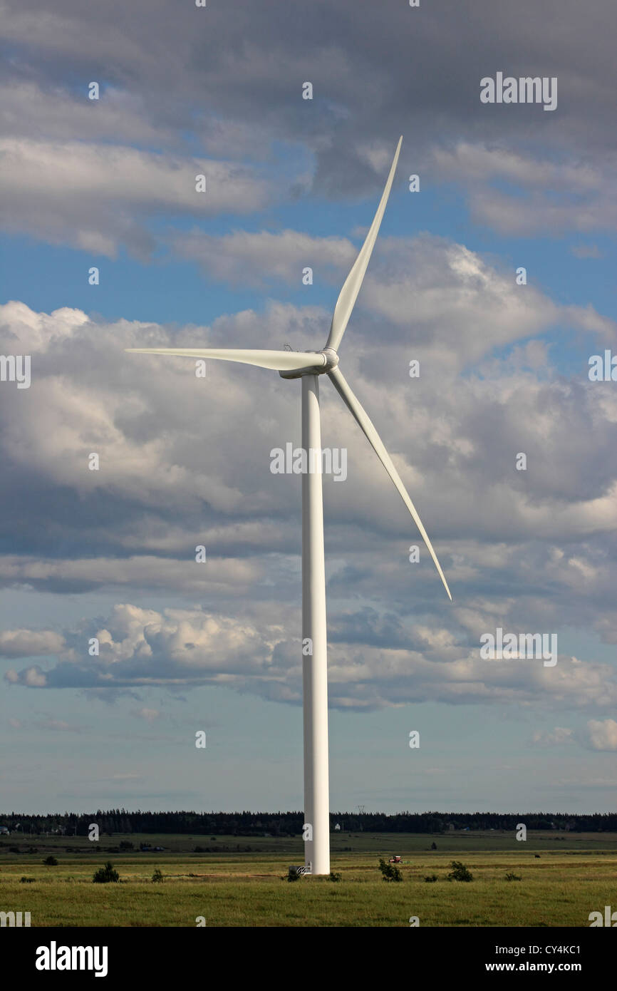 Wind Farm Nova Scotia Canada Amherst Canadian Maritimes turbina eolica energia verde energia elettrica mulini a vento pale generando Foto Stock
