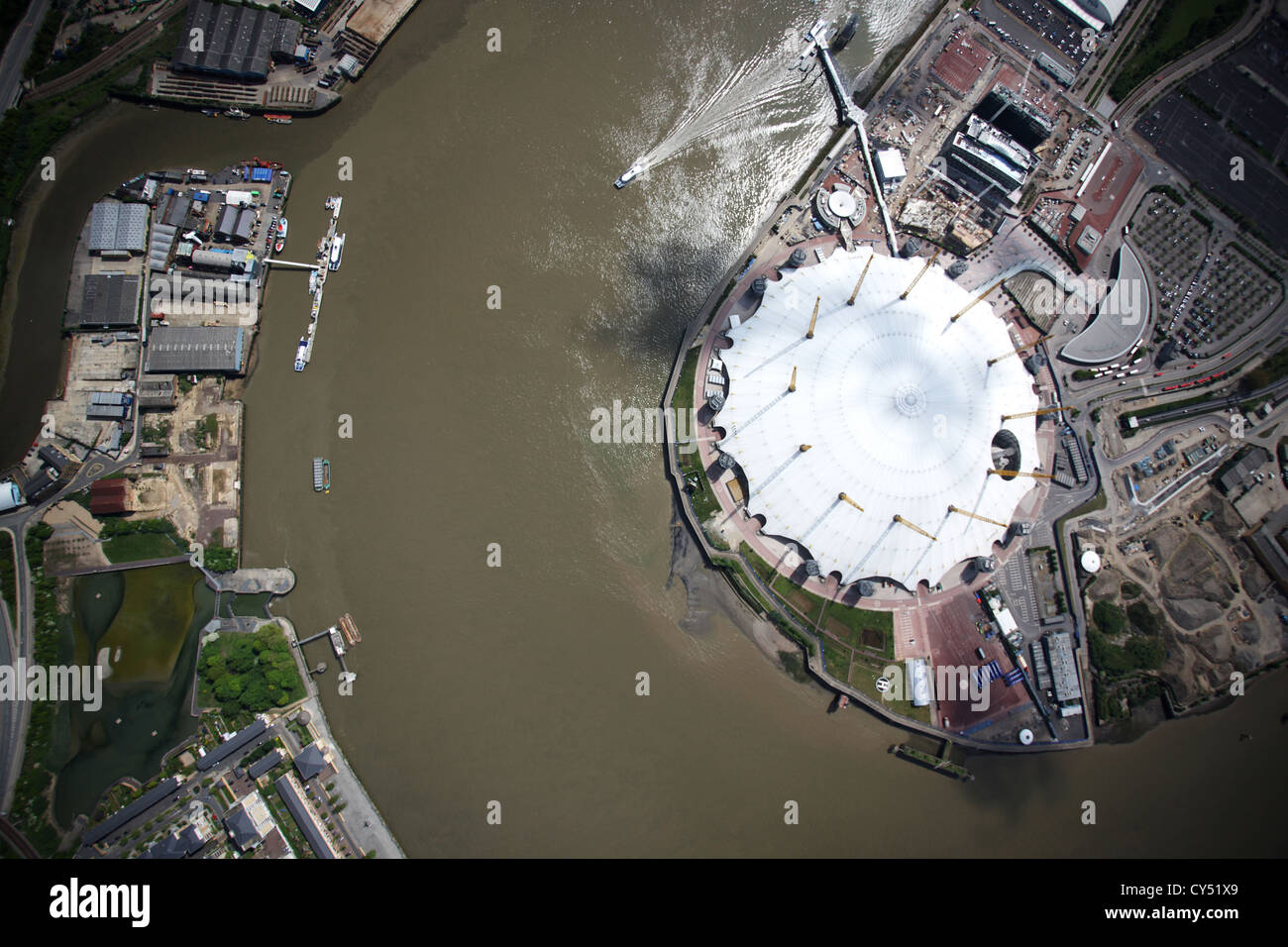 Vista aerea dell'O2 Arena sul Fiume Tamigi, Londra Foto Stock