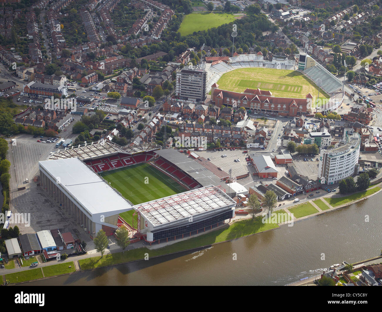 Notts Forest Football Stadium e Trent Bridge Cricket Ground, Nottingham East Midlands, England, Regno Unito Foto Stock