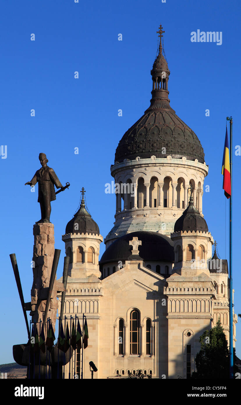 La Romania, Cluj-Napoca, Cattedrale Ortodossa, Avram Iancu statua, Foto Stock