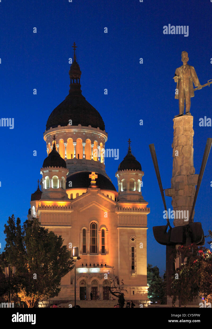 La Romania, Cluj-Napoca, Cattedrale Ortodossa, Avram Iancu statua, Foto Stock