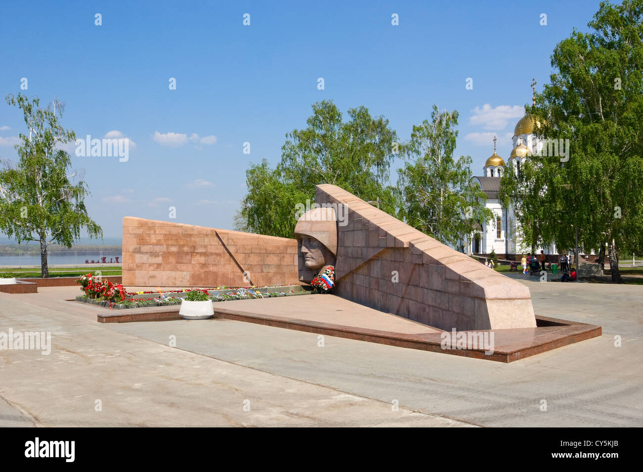 La fiamma eterna sul monumento di gloria a Samara, Russia Foto Stock