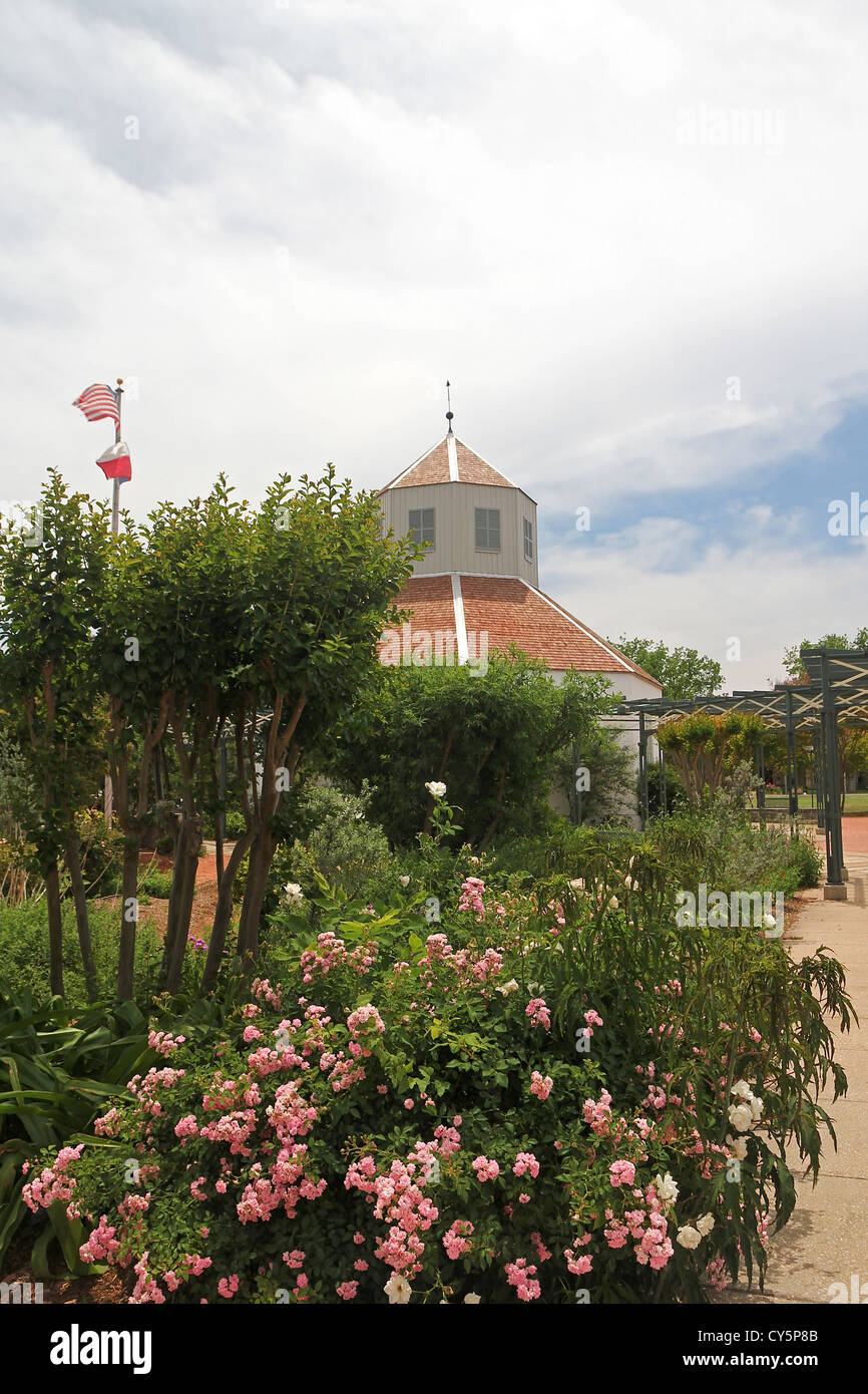 Markt Platz (Piazza del mercato) in Fredericksburg, Texas. La città fu colonizzata da immigrati tedeschi nella metà del XIX secolo. Foto Stock