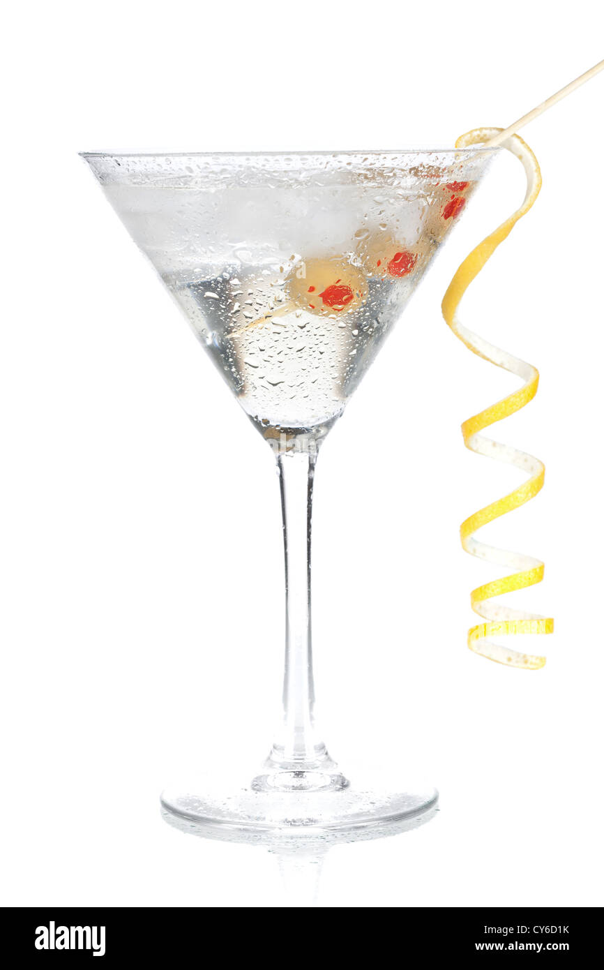Cocktail collection - Classic martini con decorazione di limone. Isolato su sfondo bianco Foto Stock