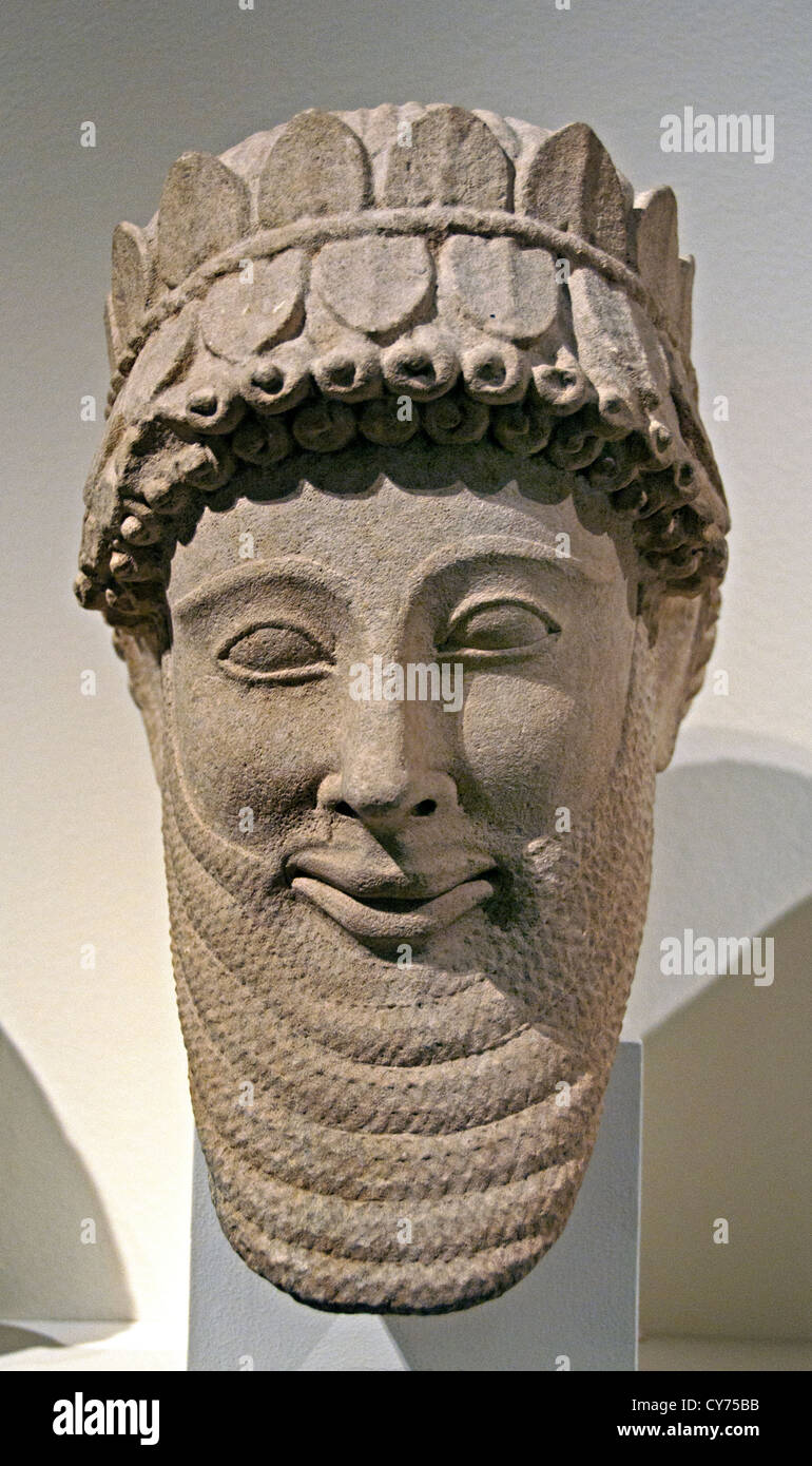 Calcare testa maschio arcaica del V secolo A.C. 33 cipriota cm Cipro Grecia greco Foto Stock