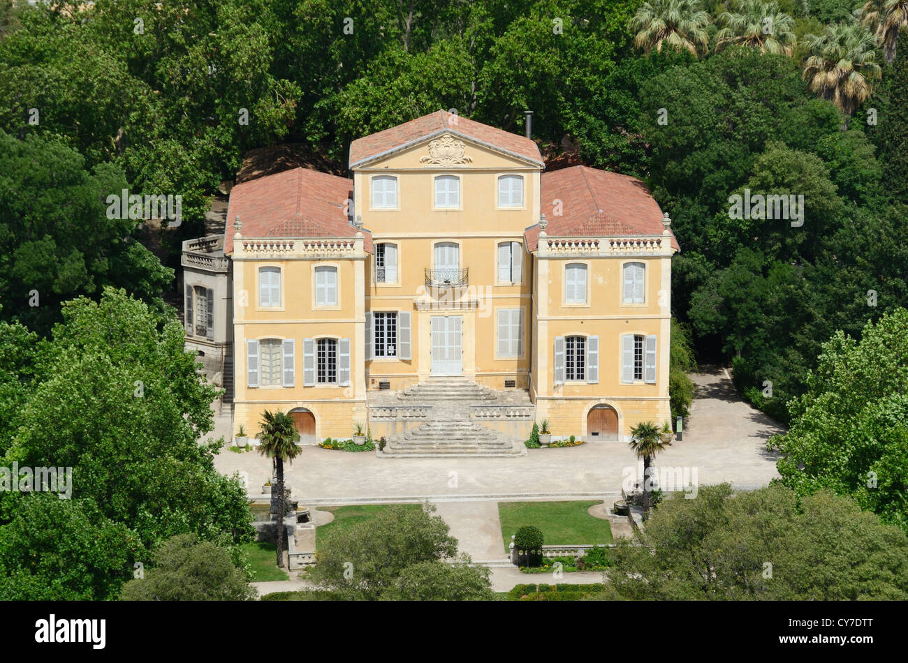 Vista aerea del c diciottesimo Bastide de la Magalone e Parco o Giardino Marsiglia o Marsiglia Francia Foto Stock