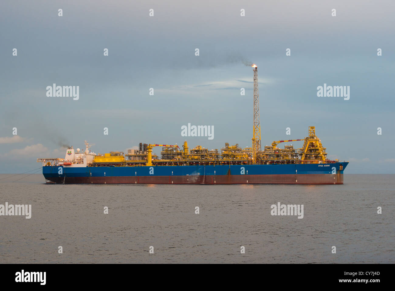 FPSO in Guinea equatoriale , Floating Production Storage Offloading e Foto Stock