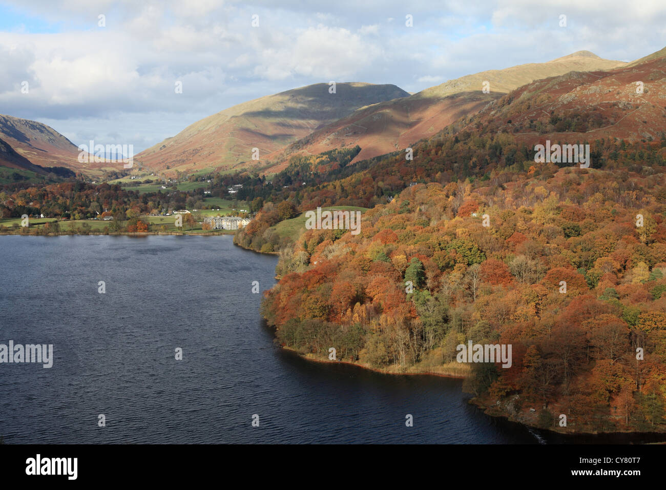 I colori autunnali Grasmere, Lake District inglese, REGNO UNITO Foto Stock