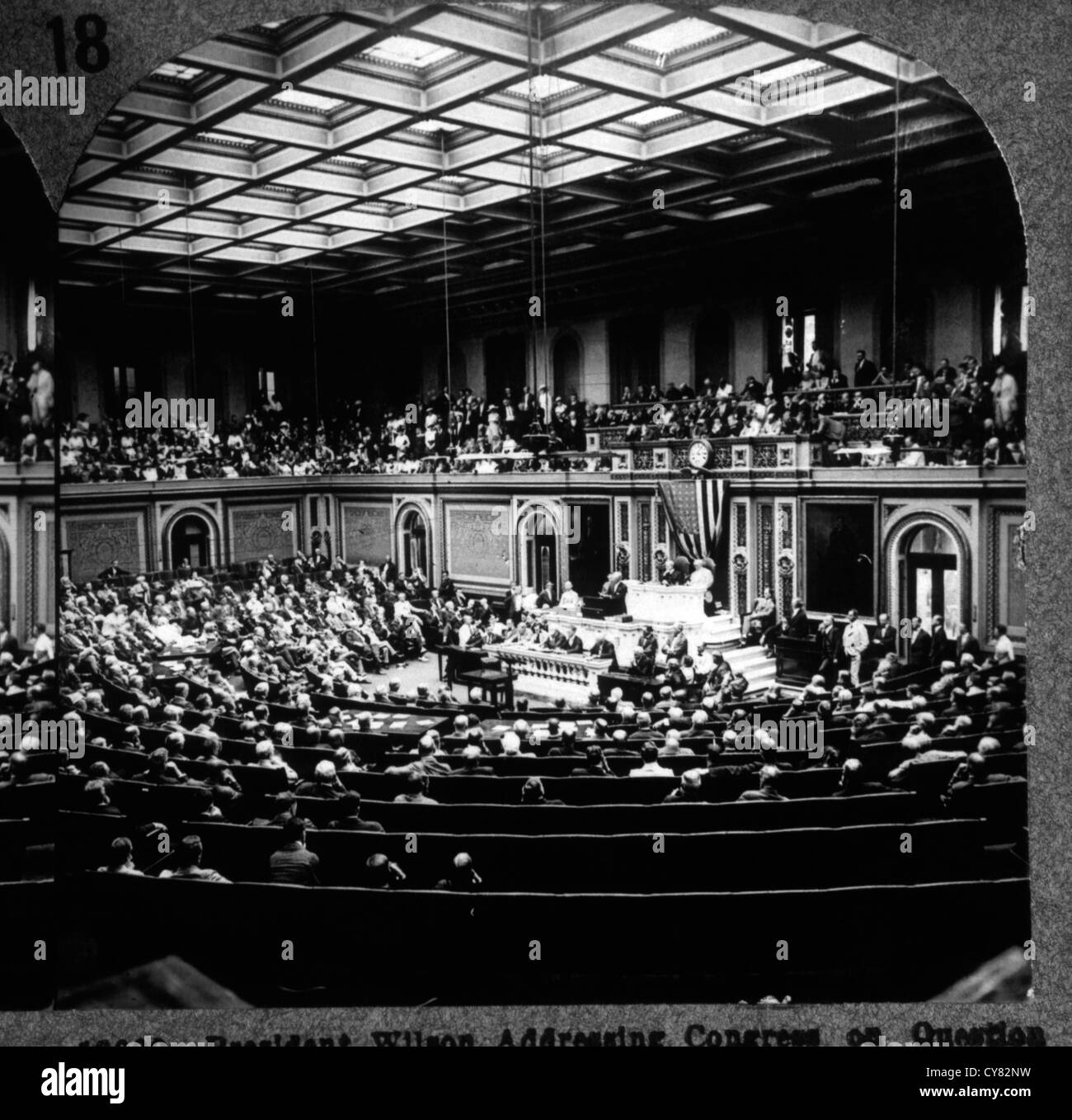 Il Presidente Wilson affrontare il Congresso sulla questione della pace internazionale e di pericolo imminente di guerra con la Germania, 3 febbraio 1917 Foto Stock