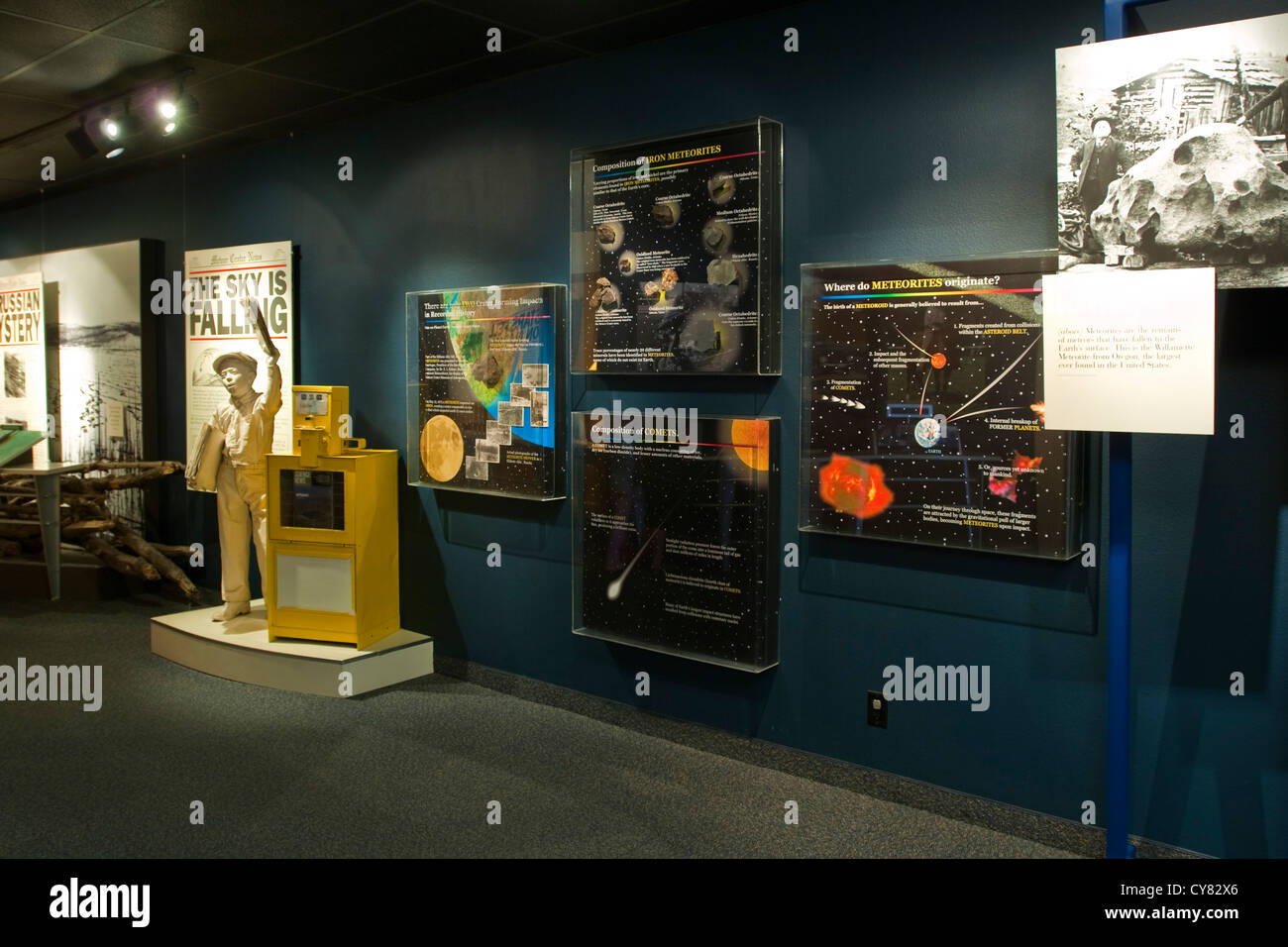 Spazio presenta nel centro visita museo al Meteor Crater, noto anche come Barrenger cratere, vicino a Winslow, Arizona Foto Stock