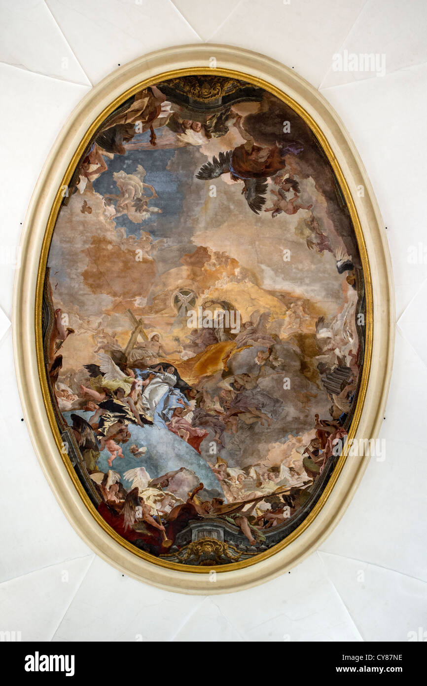 Interno della chiesa di Santa Maria della Pietà, a Venezia, associato con Vivaldi e con gli affreschi del Tiepolo Foto Stock
