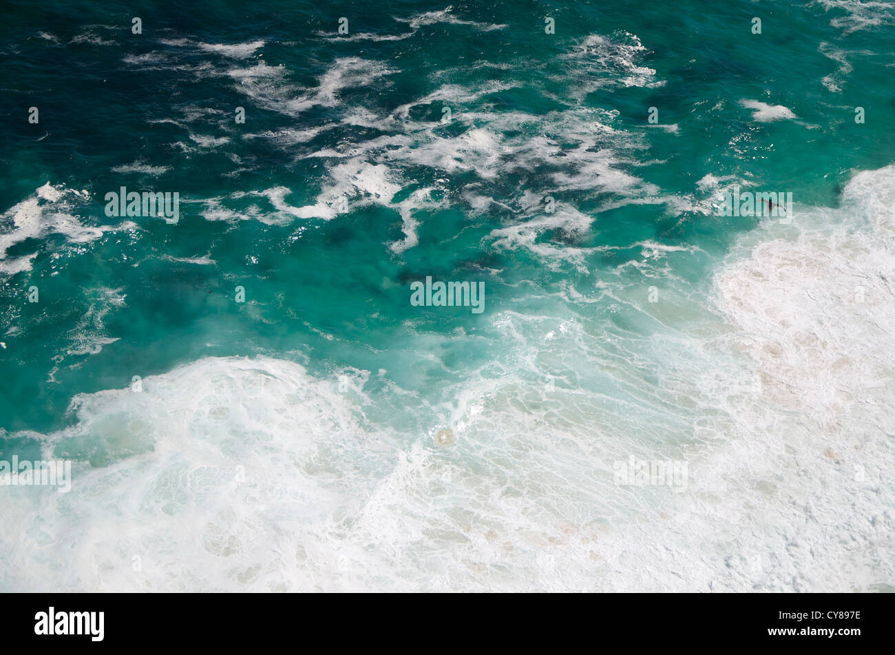 Vista aerea del mare oceano a Cape Point in Sud Africa. Foto Stock