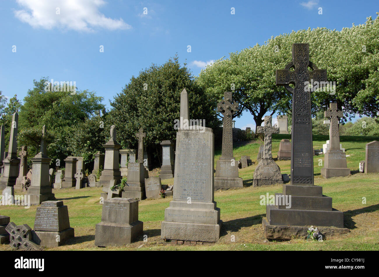 Pietre tomba nel cimitero di necropoli a Glasgow, Scozia Foto Stock