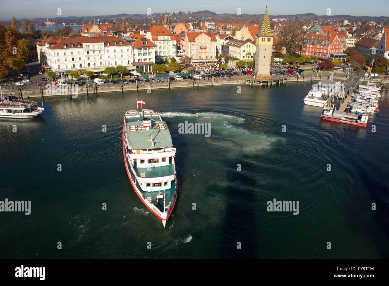 Città vecchia di Lindau, porto dal faro, il lago di Costanza - Germania Foto Stock