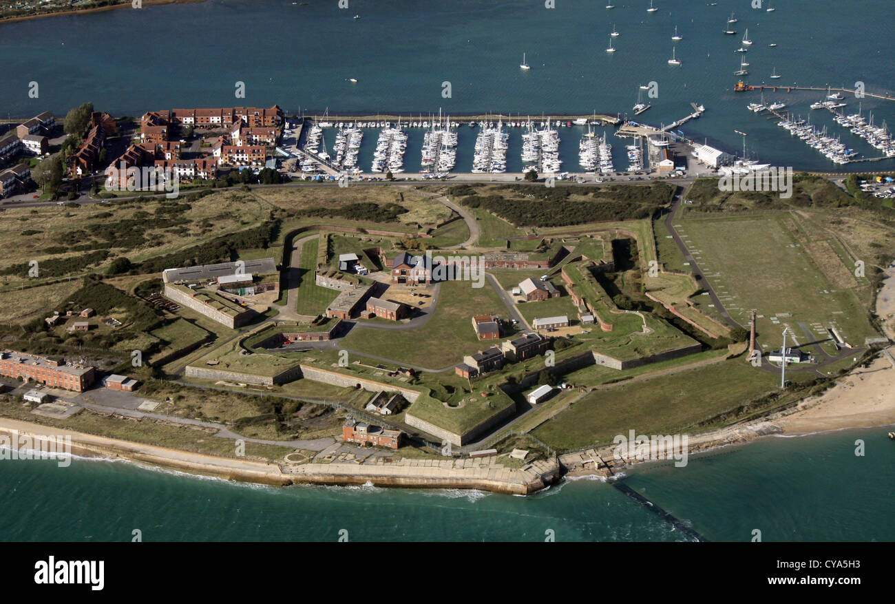 Vista aerea di Fort Cumberland a Langstone Harbour, vicino a Southsea Beach, Portsmouth Foto Stock