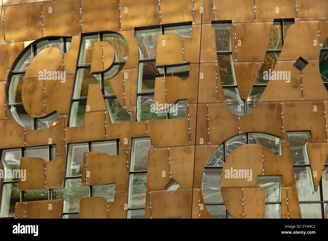 Wales Millennium Centre Centre, la baia di Cardiff, Cardiff Wales UK. Foto Stock