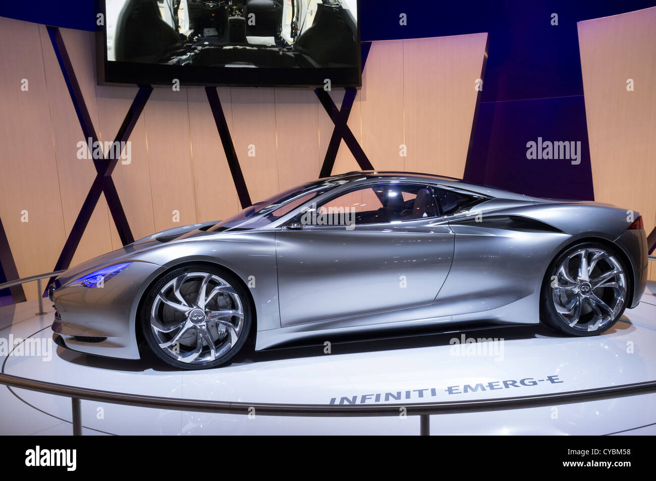 Infiniti concetto elettrico emerge-E auto al Motor Show di Parigi 2012 Foto Stock