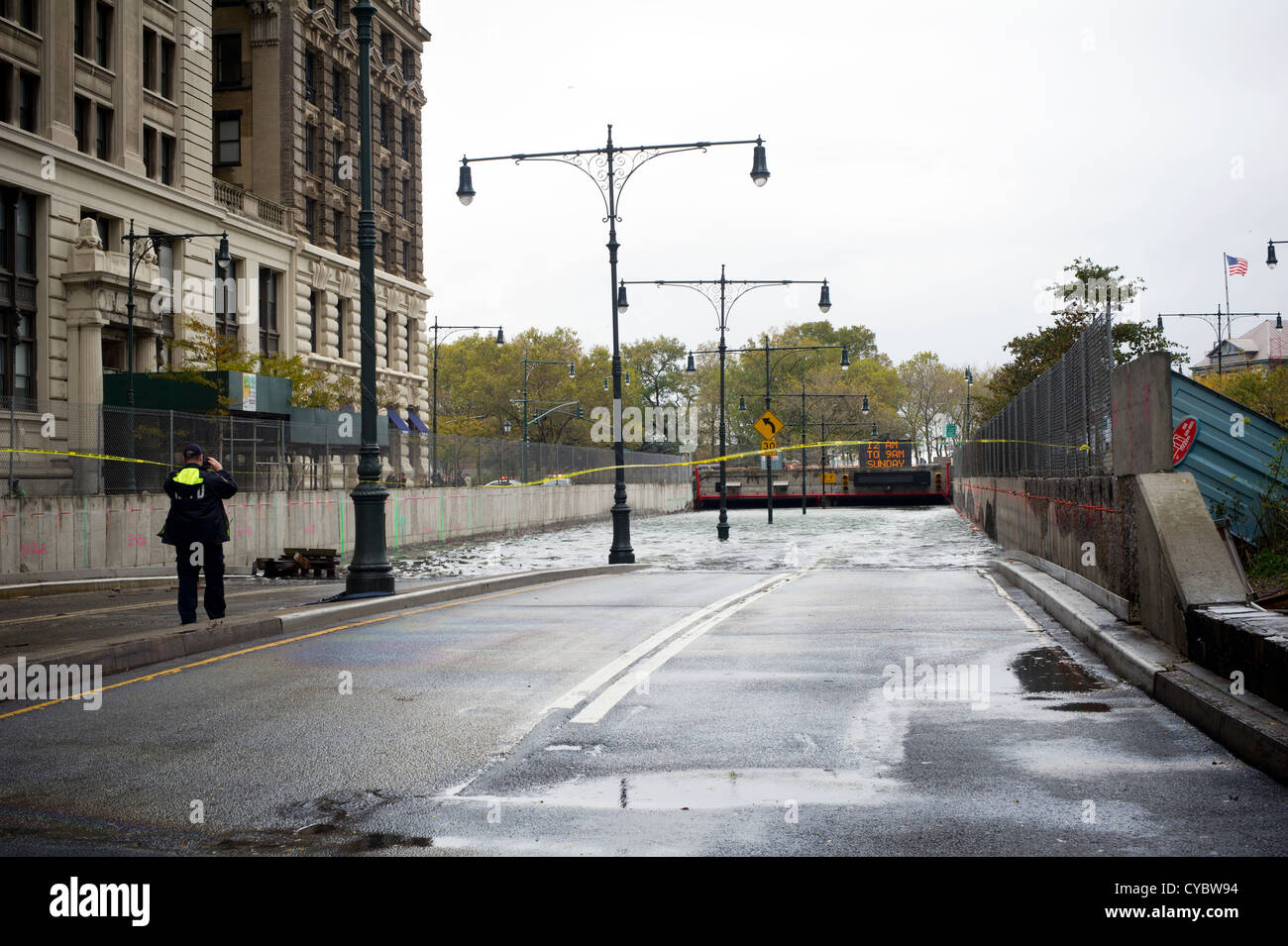 Il Battery Park sottopassaggio in New York è visto completamente sommerso a causa di inondazioni dall uragano Sandy Foto Stock