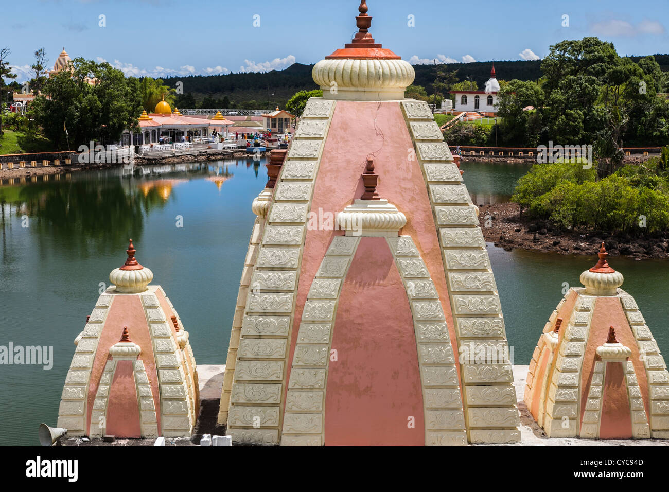 Le cupole del tempio, Grand Bassin, Mauritius Foto Stock