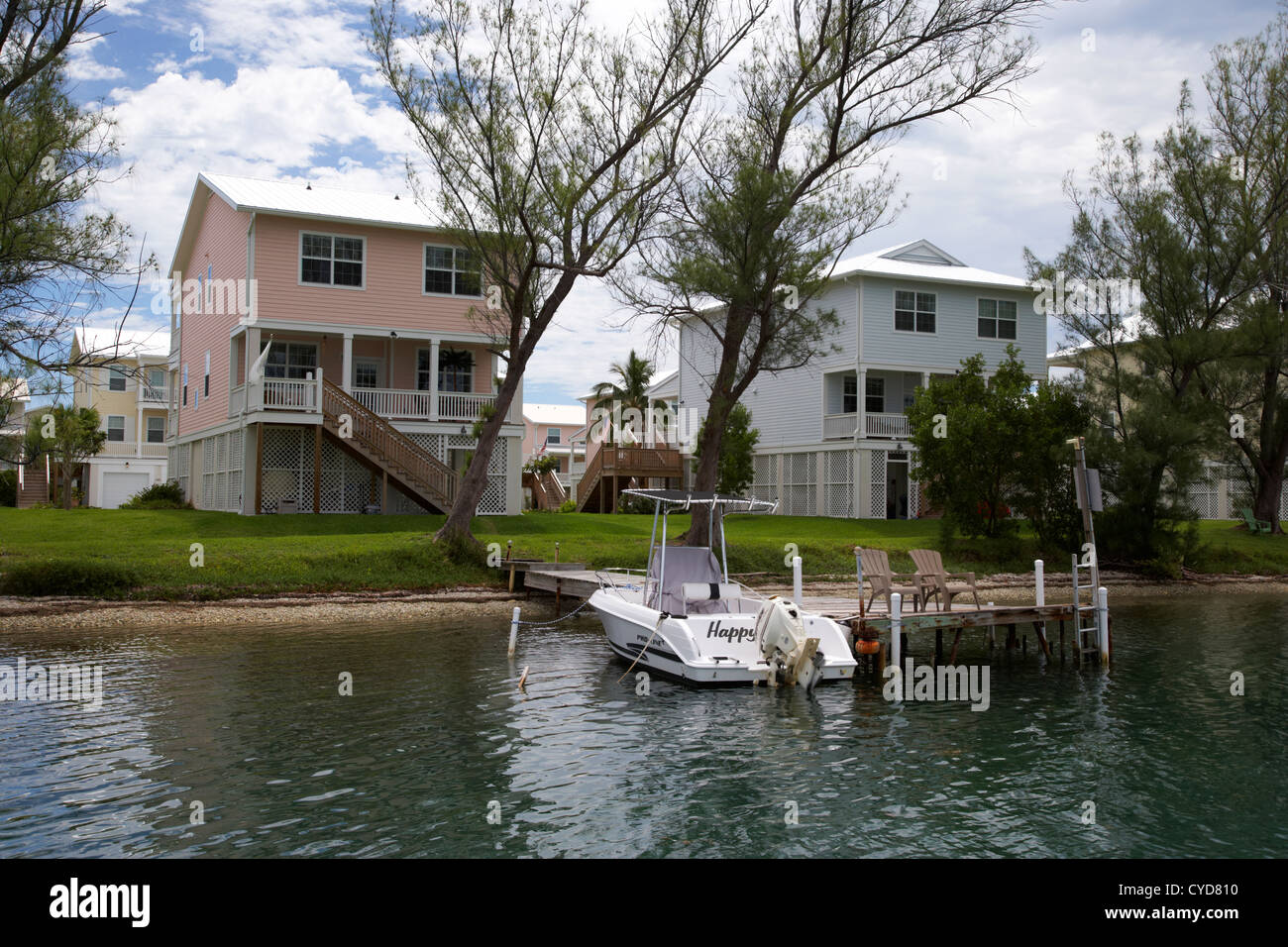 Casa di lusso lo sviluppo con molo privato e barca garrison ansa key west florida usa Foto Stock