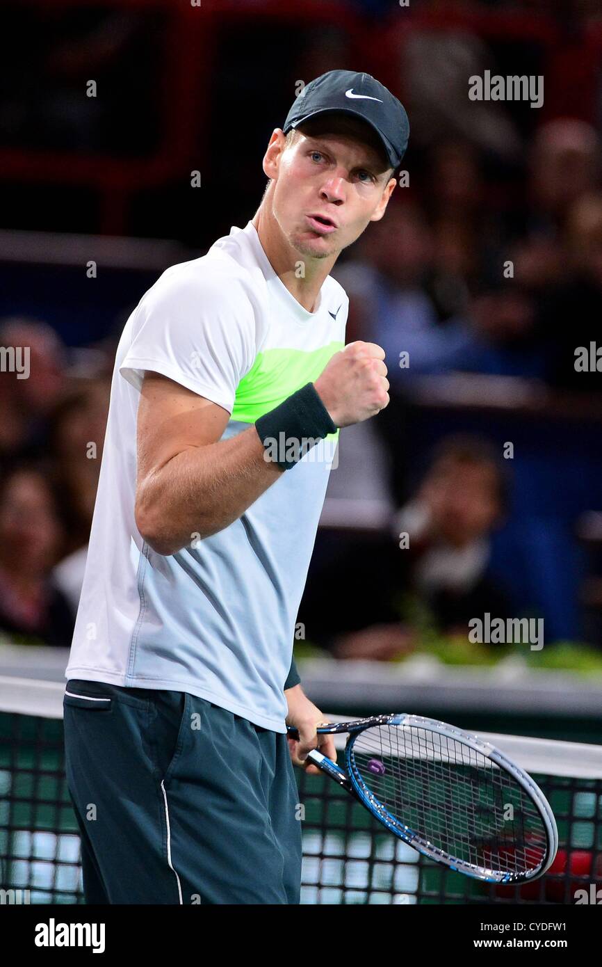 31.10.2012 Parigi, Francia. Tomas BERDYCH in azione contro Kevin Andersonduring il BNP Paribas Masters ATP World Tour Masters. Foto Stock