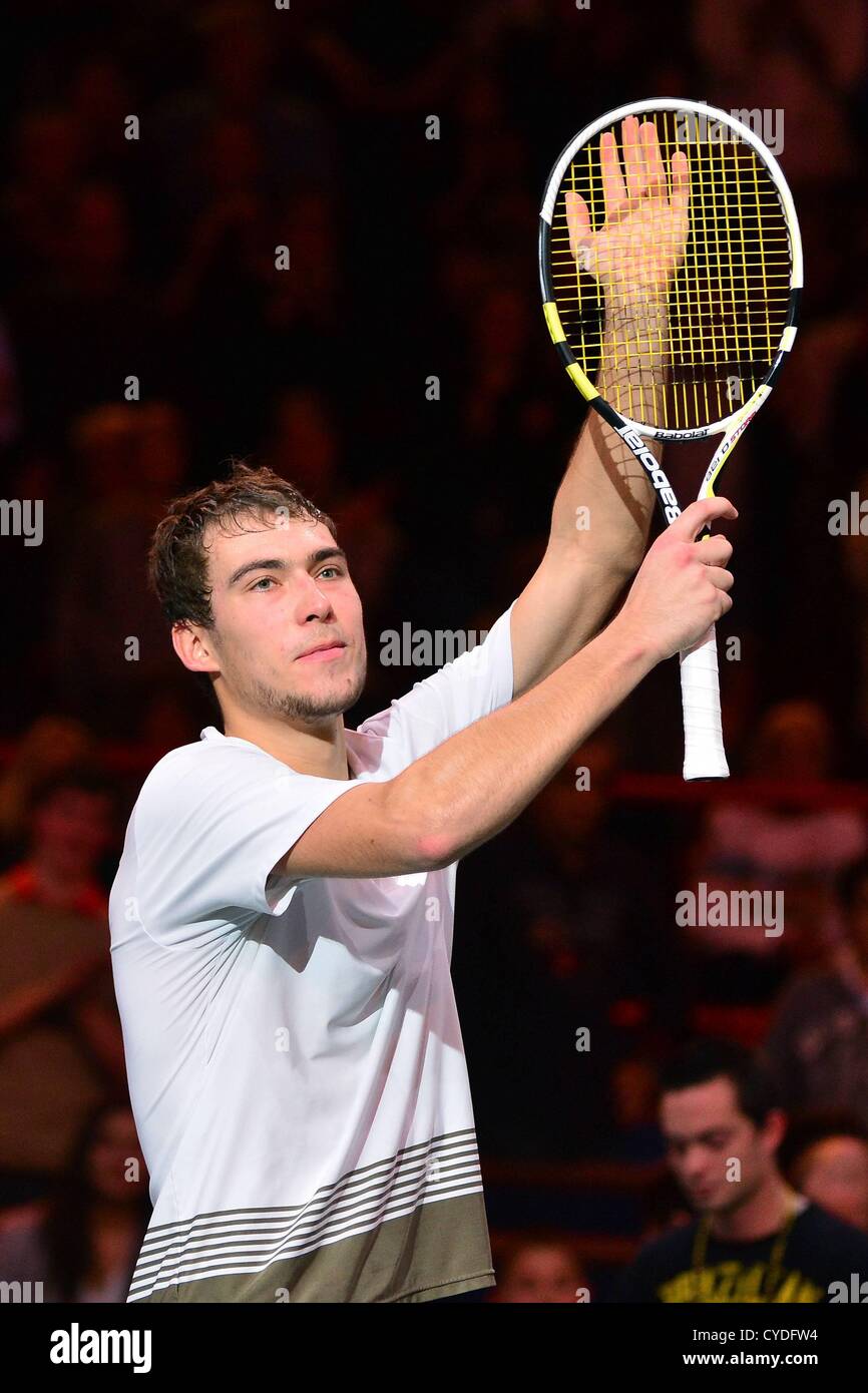 31.10.2012 Parigi, Francia. Jerzy Janowicz celebra la sua vittoria contro Andy Murray al BNP Paribas Masters ATP World Tour Masters. Foto Stock