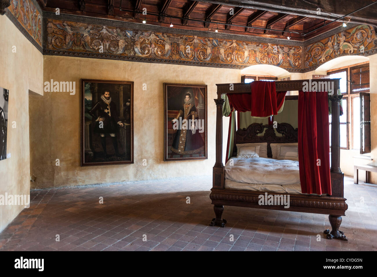 Europa Italia Piemonte in provincia di Cuneo Saluzzo Casa Cavassa camera angolo sud - est Bed Foto Stock