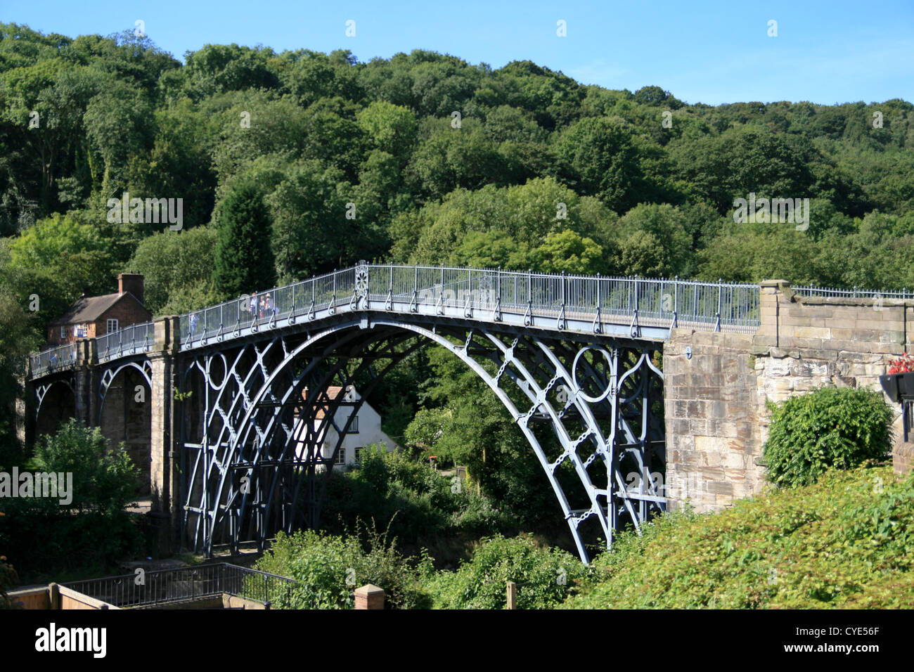 Il ponte di ferro Ironbridge Shropshire England Regno Unito Foto Stock