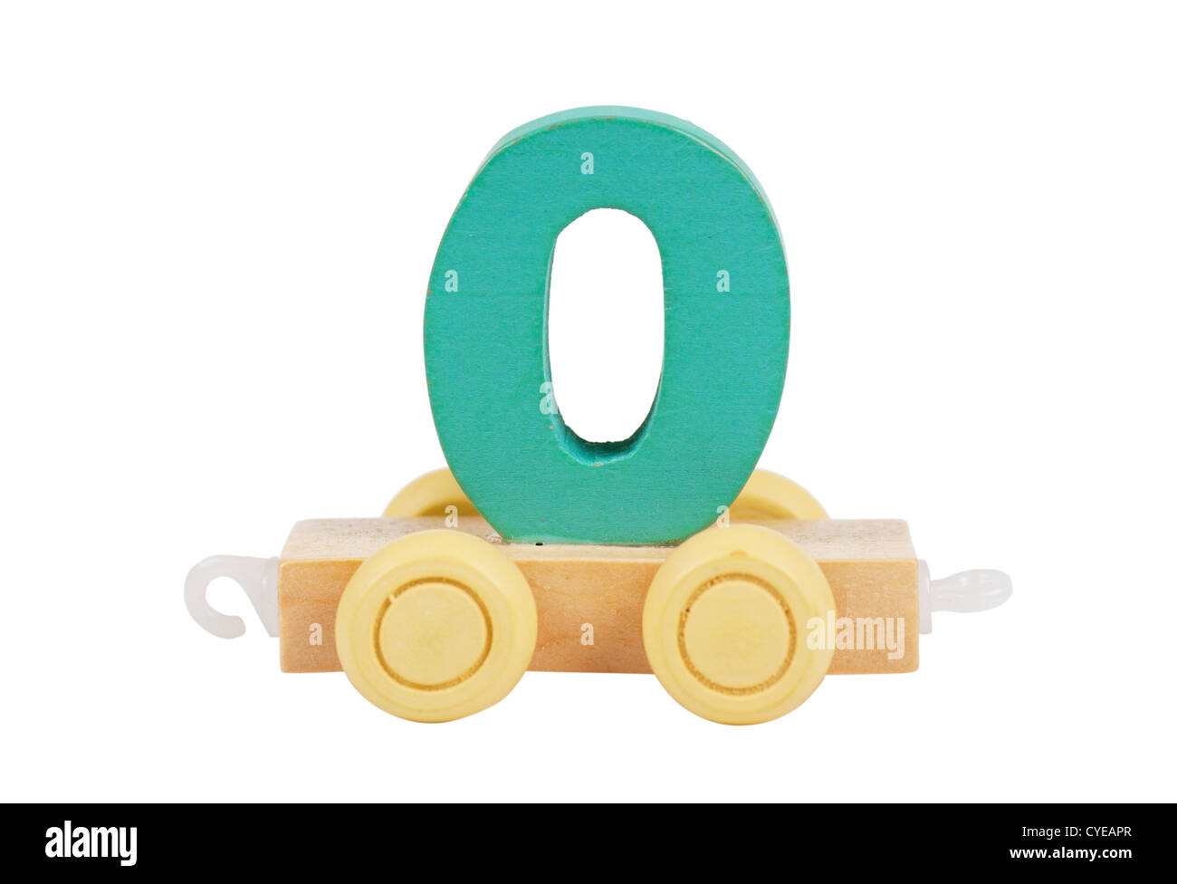 Giocattolo di legno su un numero di ruote 0 isolato su bianco Foto Stock