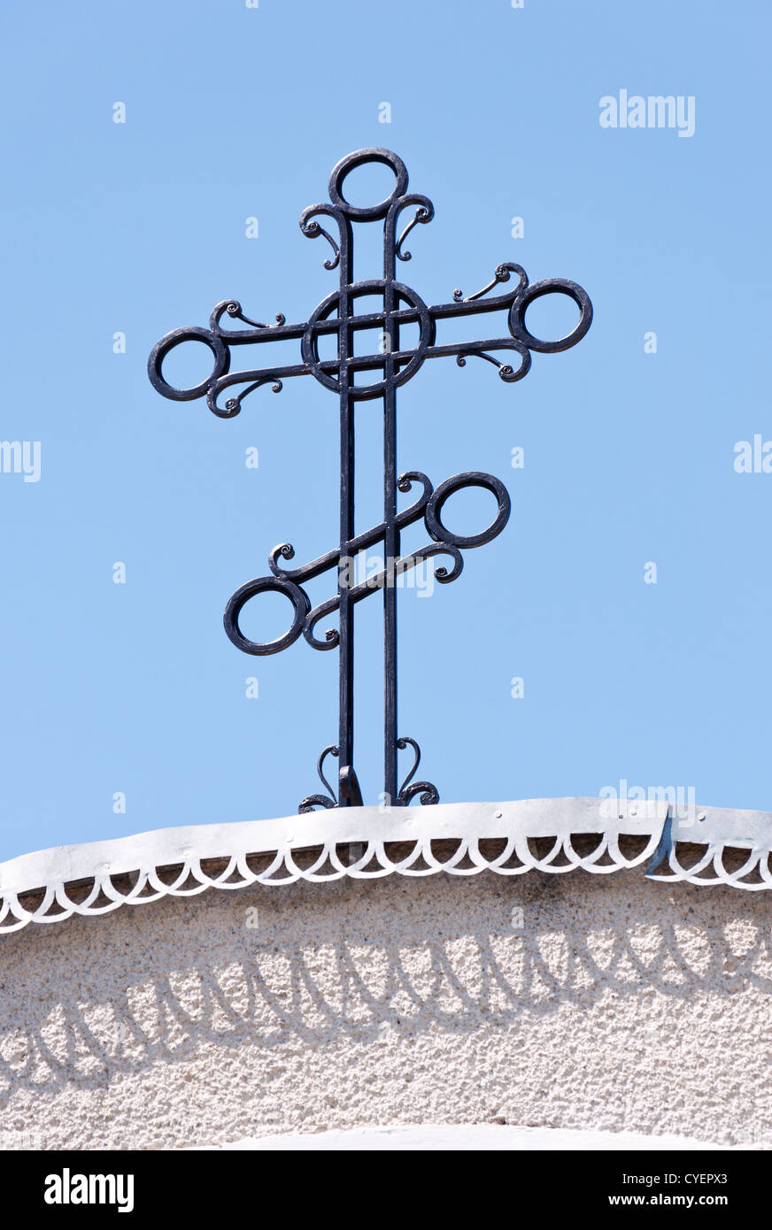 Croce ortodossa su arch Foto Stock