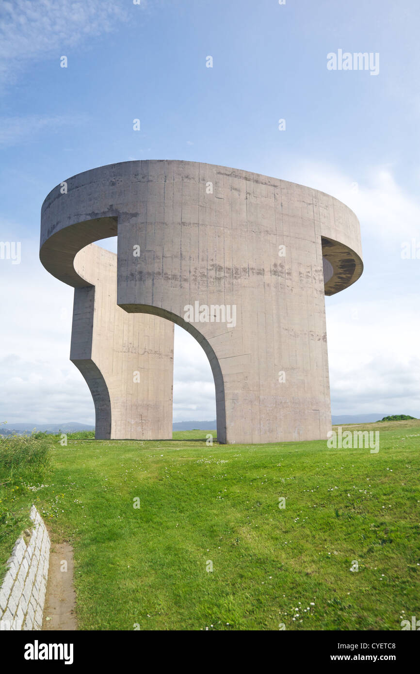 Elogio dell'orizzonte da Eduardo Chillida monumento pubblico nella città di Gijon asturie spagna Foto Stock