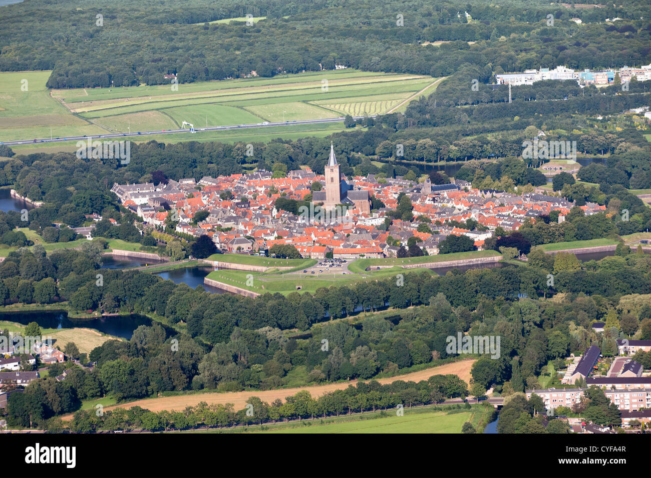 I Paesi Bassi Naarden, veduta aerea della città fortificata centro. Foto Stock