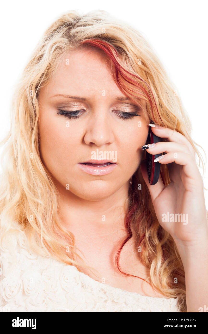 Chiusura del giovane biondo preoccupato della donna al telefono. Foto Stock
