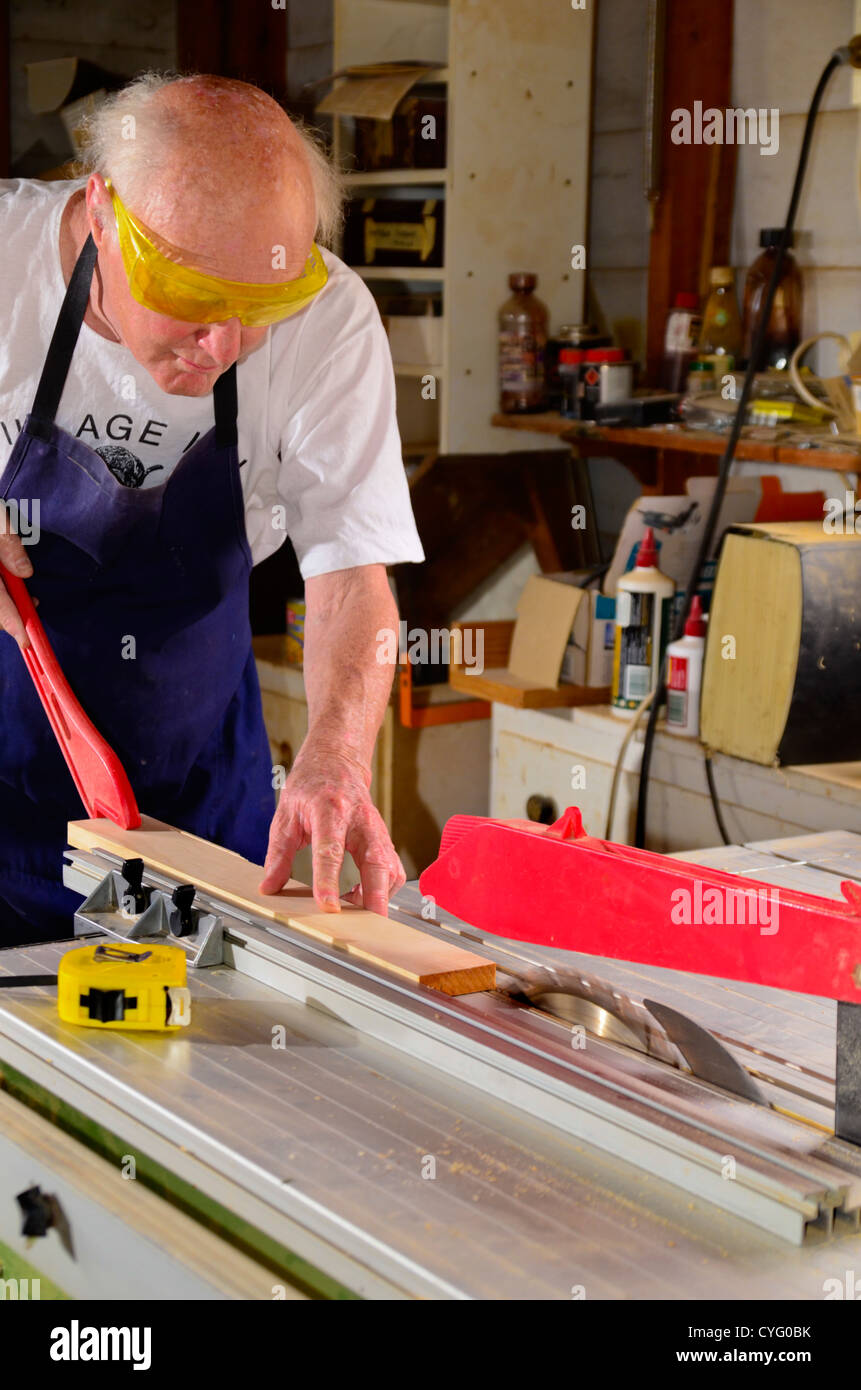 Falegname di segatura di legno per dimensione Foto Stock