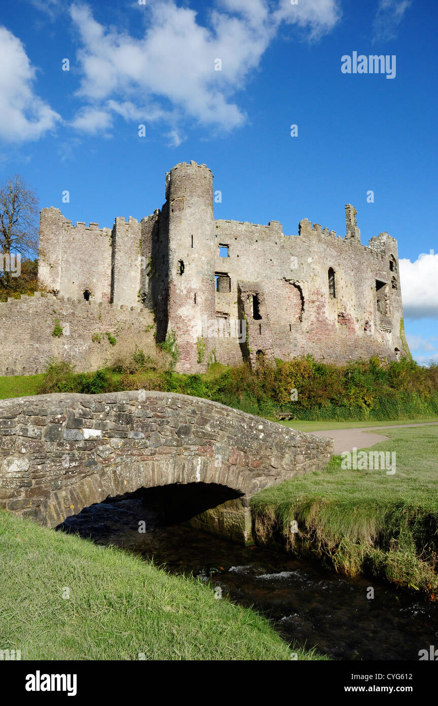 Le rovine del castello, Laugharne, Carmarthenshire, Wales, Regno Unito Foto Stock