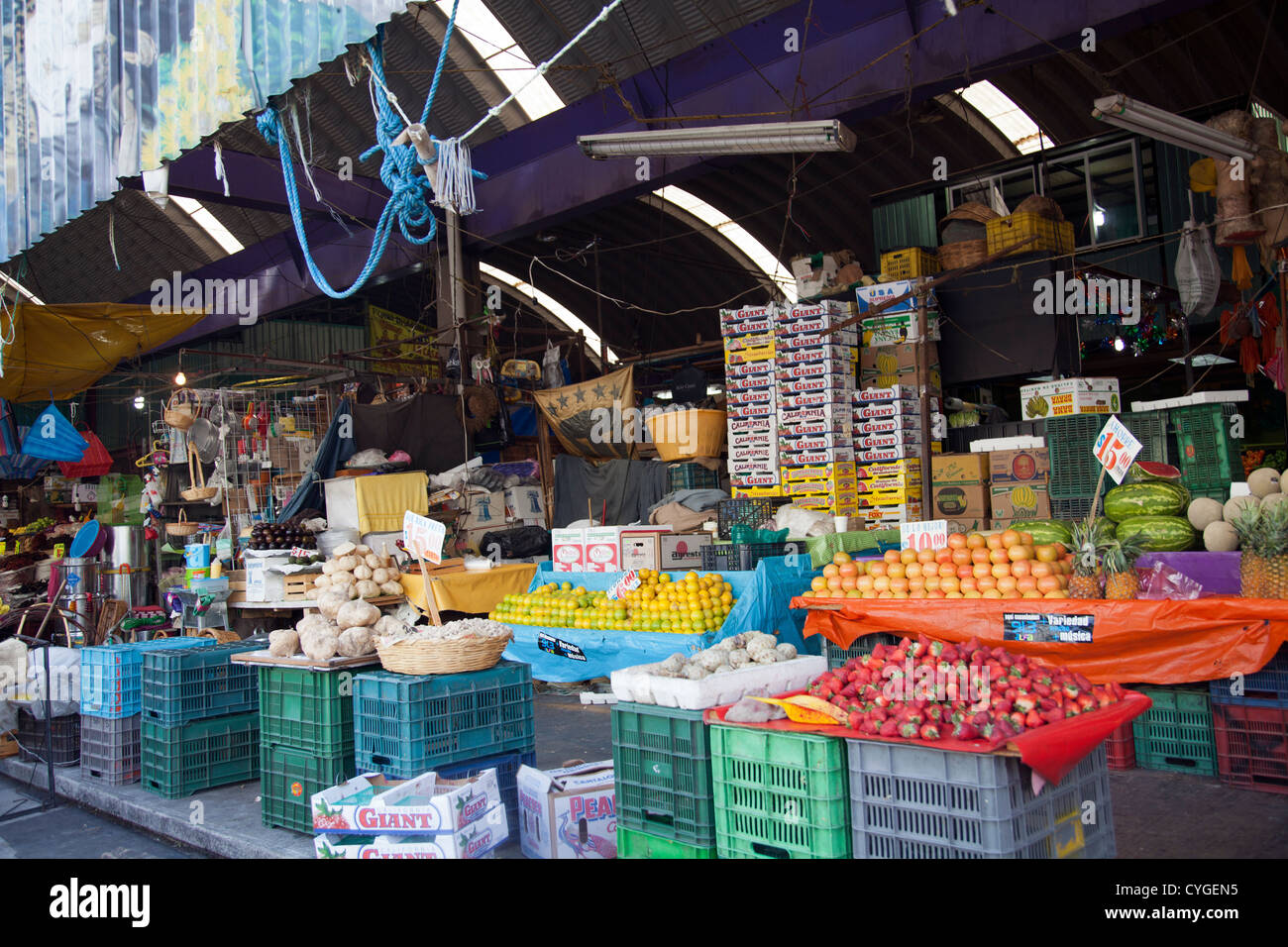 Frutti per la vendita al mercato Giamaica in città del Messico DF Foto Stock