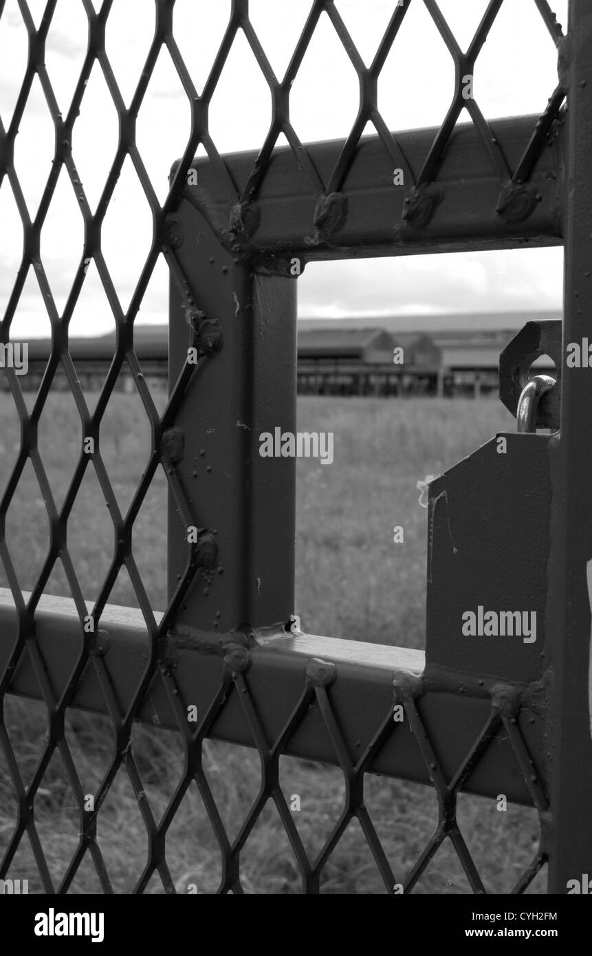 Gate a ex abbatoir sito accanto al Duke Street a Glasgow, Scozia Foto Stock