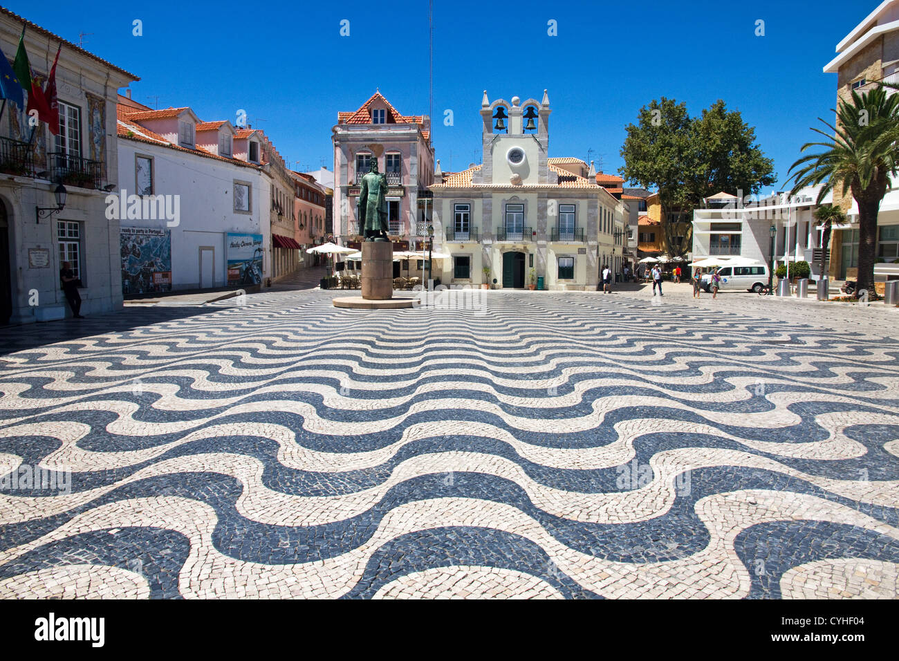 Praça 5 de Outubro, piazza centrale, Cascais, Estoril, costa di Lisbona, Estremadura, Portogallo. Foto Stock