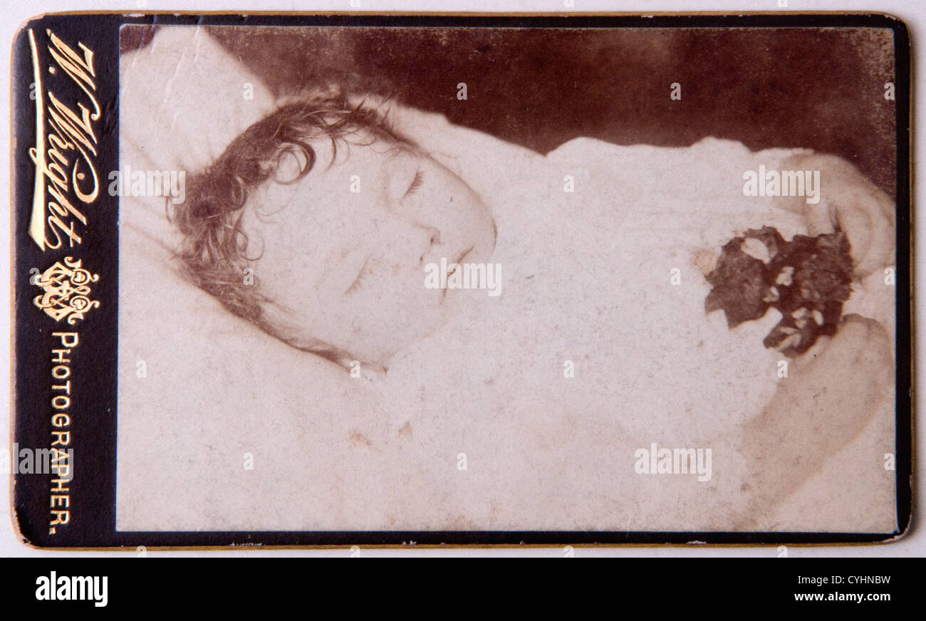 Victorian Memento Mori. Circa 1880. Carte de Visite fotografia. 1880 REGNO UNITO Foto Stock